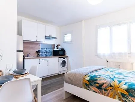 Le Coquet - Balcon - Proche Gare - Parking Appartement *