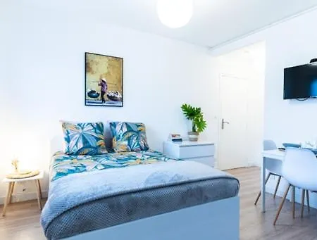 Le Coquet - Balcon - Proche Gare - Parking Appartement *